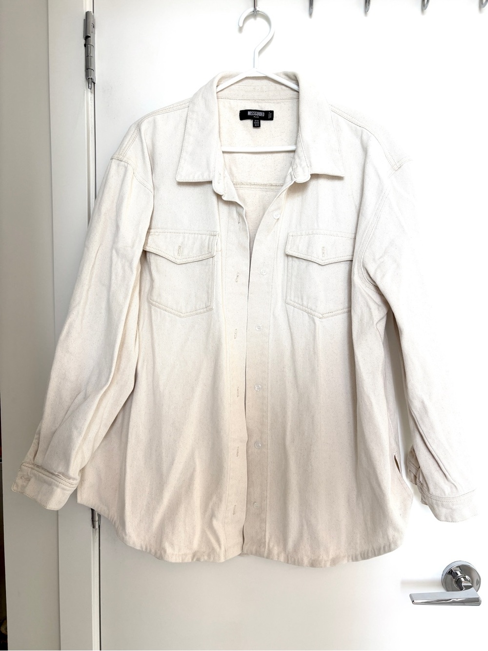 Solid Off-White (shading due to lighting in photo) Cotton Denim Jacket Size 18
